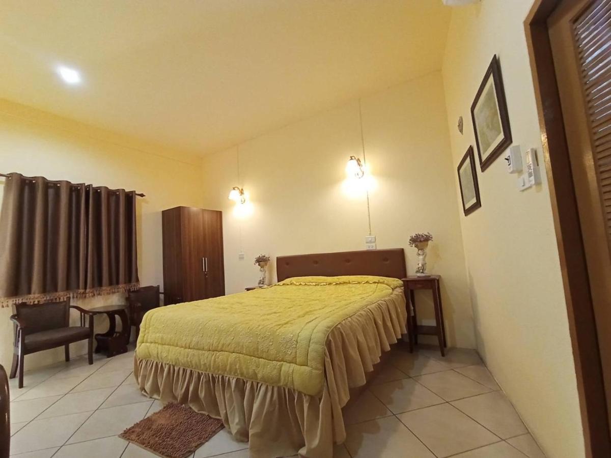 Kireeya Villa Фетчабури Екстериор снимка