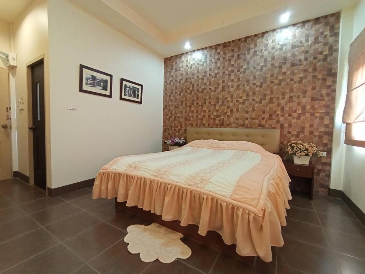 Kireeya Villa Фетчабури Екстериор снимка