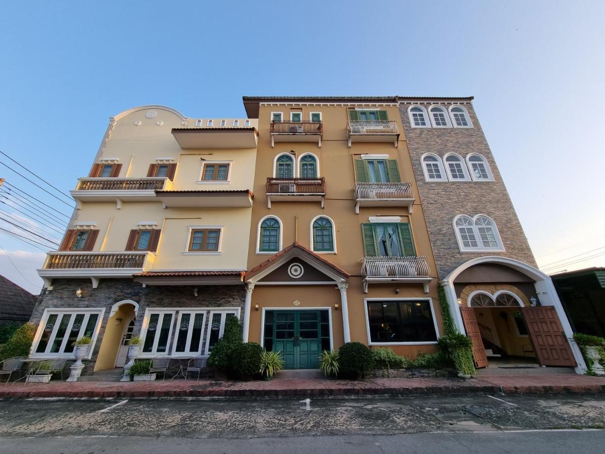 Kireeya Villa Фетчабури Екстериор снимка
