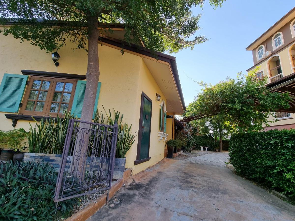 Kireeya Villa Фетчабури Екстериор снимка