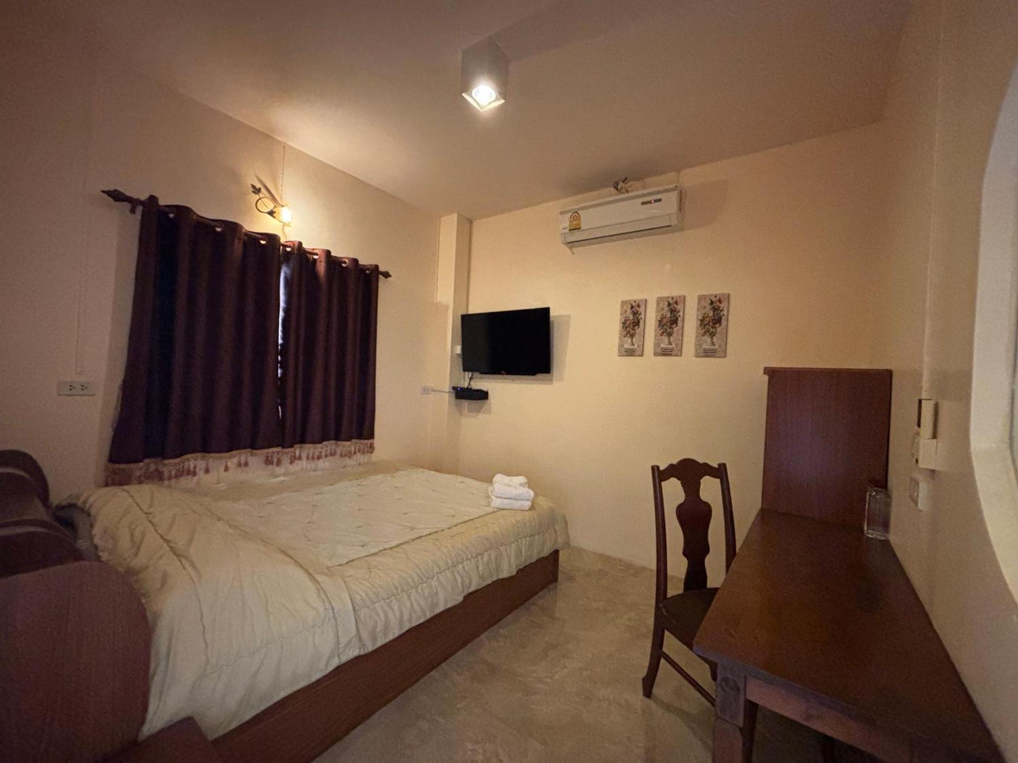 Kireeya Villa Фетчабури Екстериор снимка